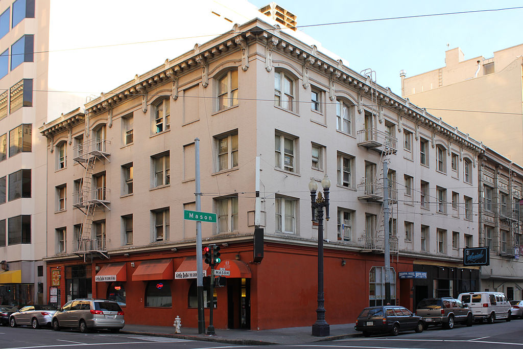 The Bristol Hotel. Photo by Ryan Kaldari (CC0 1.0)